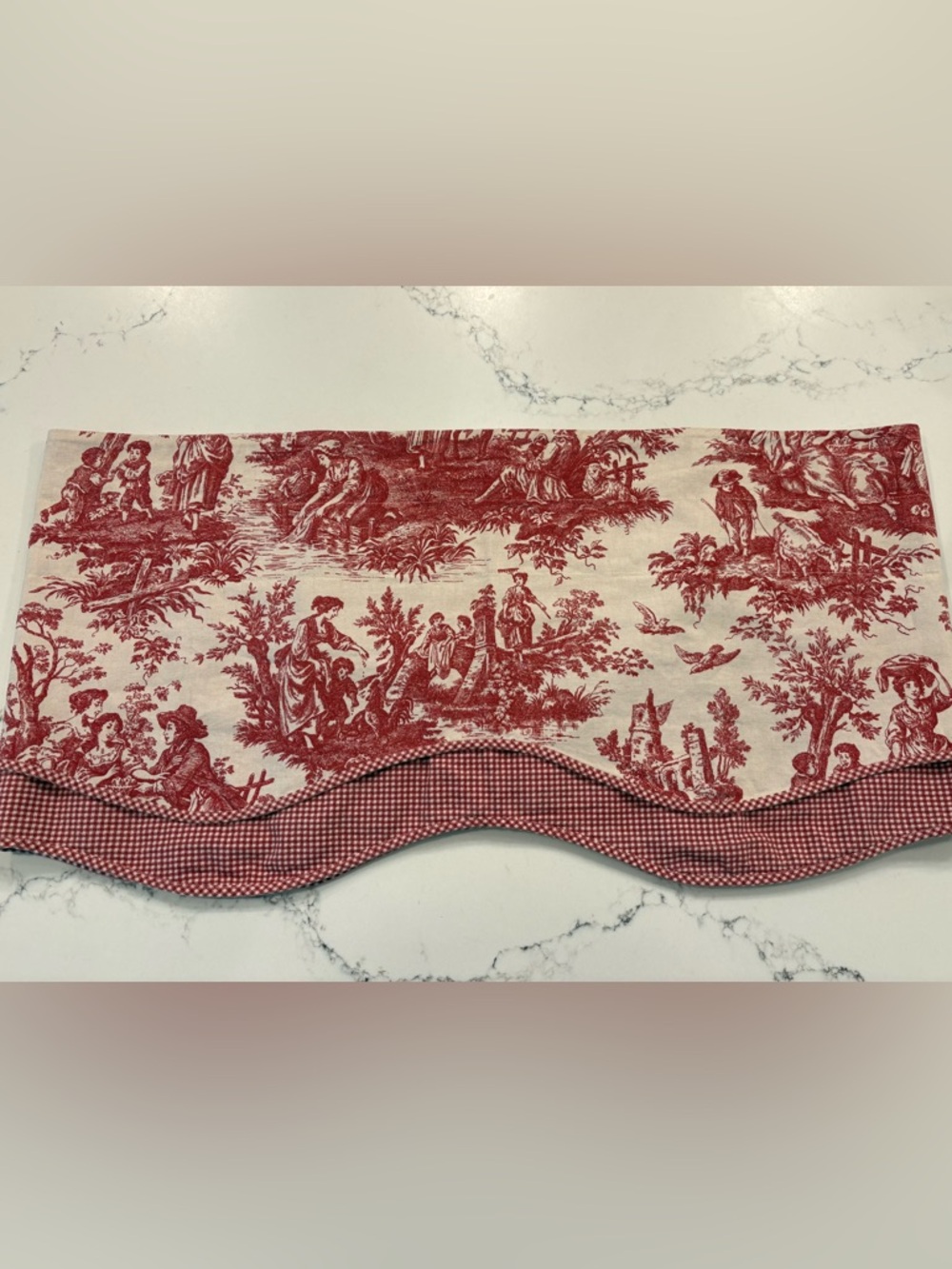 Waverly Red French Toile Valance Gingham Scalloped 80”x16” Country Cottagecore